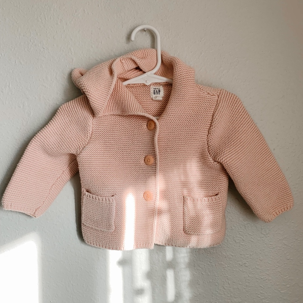 Baby Gap // 6-12 month blush sweater